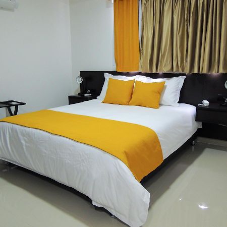 Hotel San Martin Armenia  Buitenkant foto