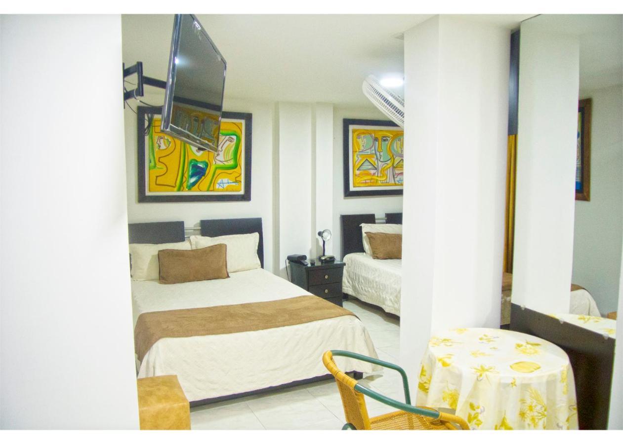 Hotel San Martin Armenia  Buitenkant foto