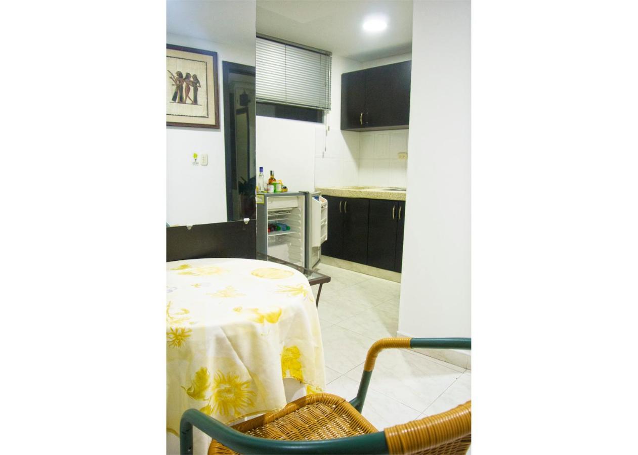 Hotel San Martin Armenia  Buitenkant foto