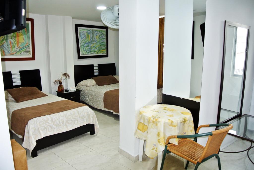 Hotel San Martin Armenia  Buitenkant foto