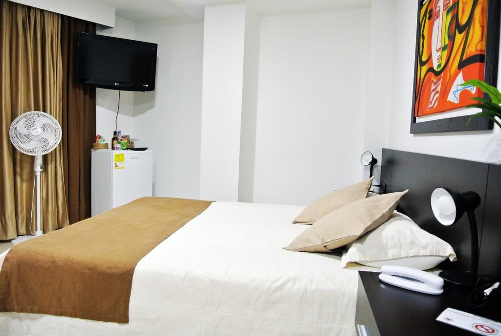 Hotel San Martin Armenia  Buitenkant foto