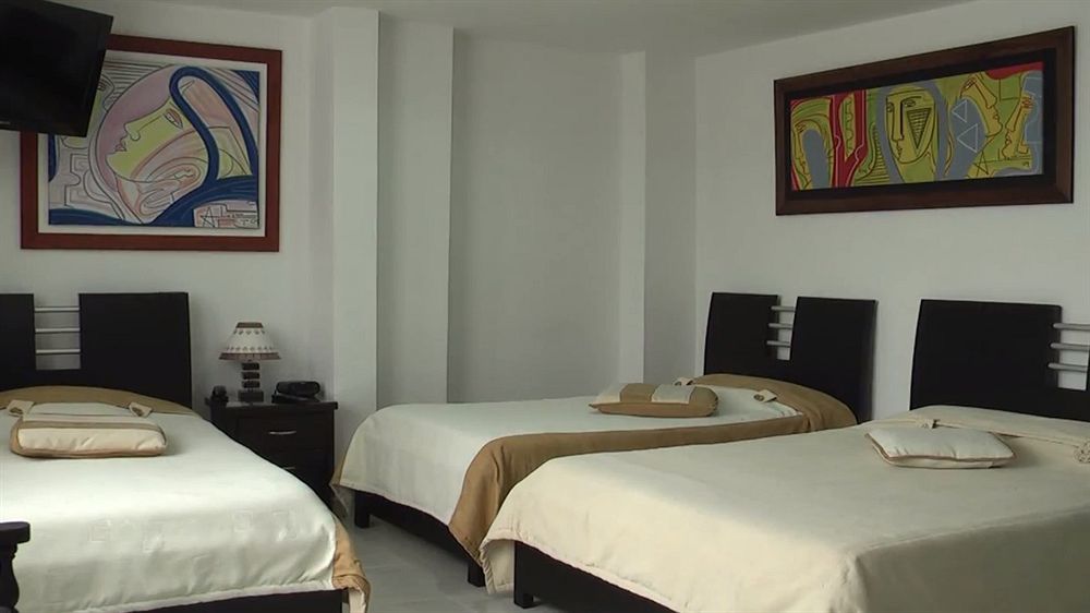 Hotel San Martin Armenia  Buitenkant foto