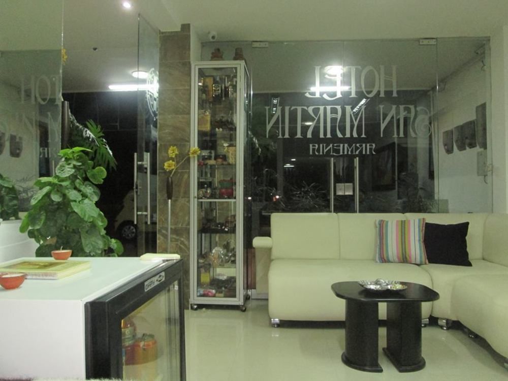 Hotel San Martin Armenia  Buitenkant foto