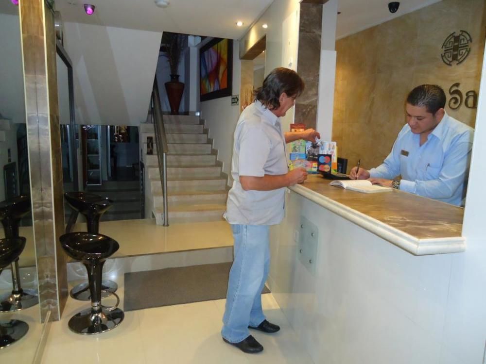 Hotel San Martin Armenia  Buitenkant foto