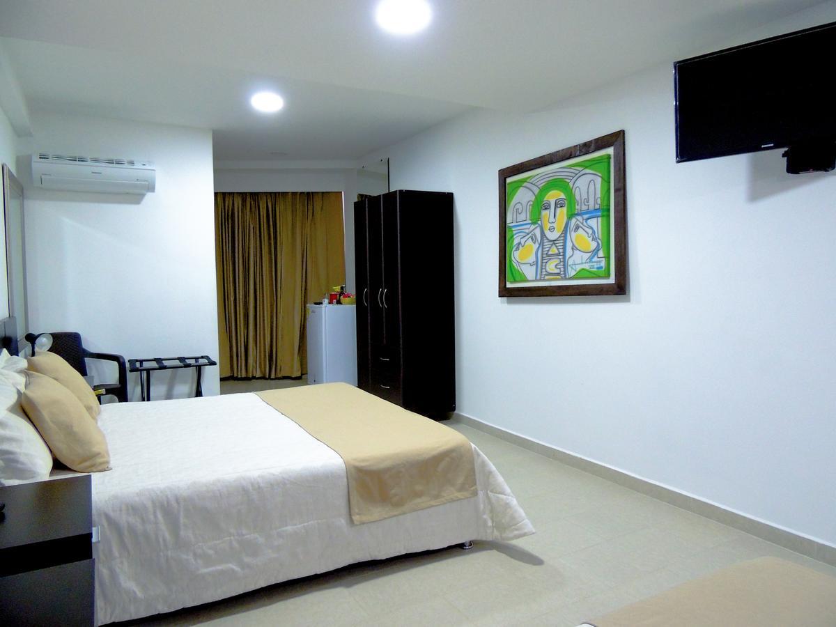Hotel San Martin Armenia  Buitenkant foto